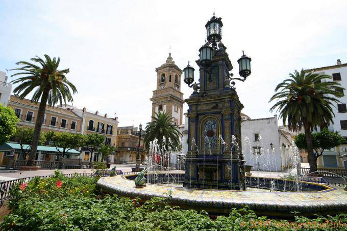 Another view of the square Alta, Algeciras - Spain