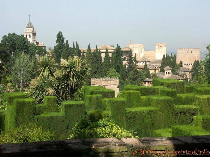 Jardines Bajos del Generalife, Alhambra, Granada - Spain