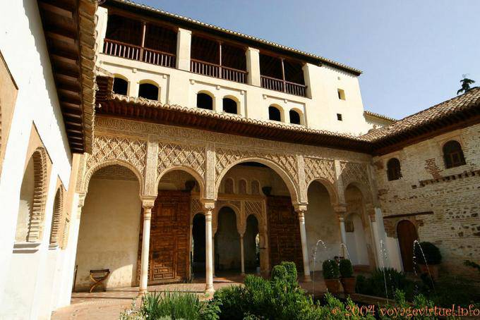 Entrance to the Palace of the Generalife, Alhambra Nasrid Granada - Spain