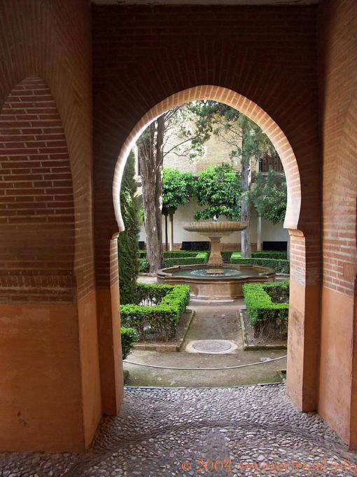 To Lindaraja Patio, Alhambra Nasrid Granada - Spain