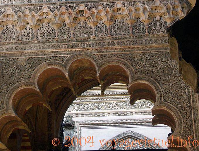 Retail Islamic architecture arc lobed, Mezquita Cordoba - Spain, Andalusia