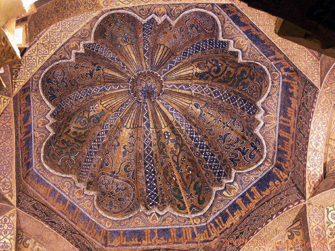Close-up on the delicately colored dome dating from the time of Alhakén II, Cordoba Mezquita - Spain, Andalusia