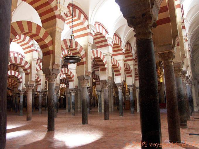 Nave of Emir Abd-Al-Rahman I, Mezquita Cordoba - Spain, Andalusia