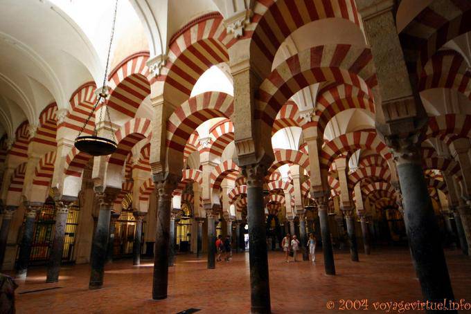 Another view of the colonnades of the Oratorio, Cordoba Mezquita - Spain, Andalusia