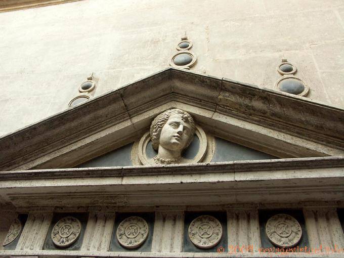 Cute facade, Seville Cathedral - Spain