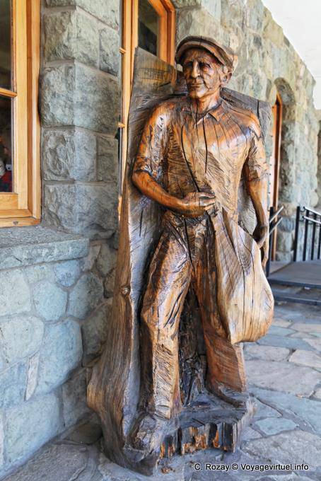 Wooden man, Bariloche - Argentina
