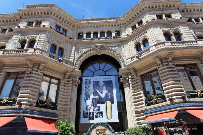 Avenida Florida, Galerias Pacifico, Buenos Aires - Argentina