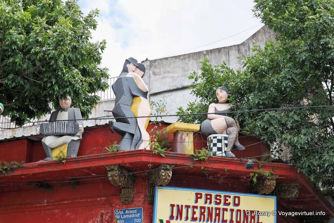 Statues on the roof Internacional Paseo, La Boca, Araoz de Lamadrid, Buenos Aires - Argentina