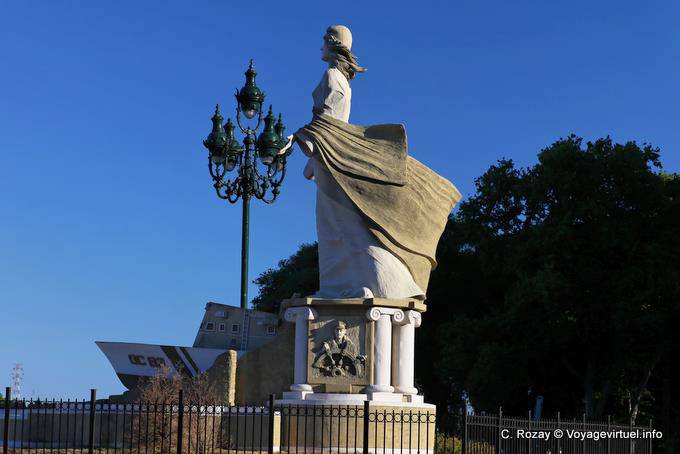 Monumento GUARDACOSTA in Calabria, Puerto Madero, Buenos Aires - Argentina