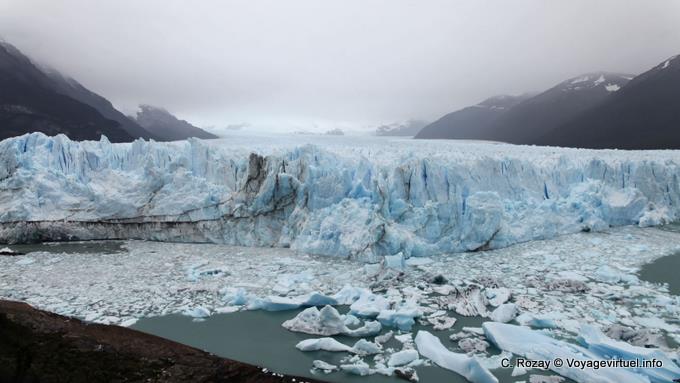 South side of collapse remains to the junction with the península Magallanes, Perito Moreno Glacier, El Calafate - Argentina