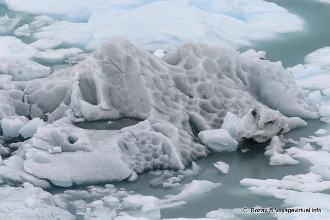 Special forms a small iceberg, Perito Moreno Glacier, El Calafate - Argentina