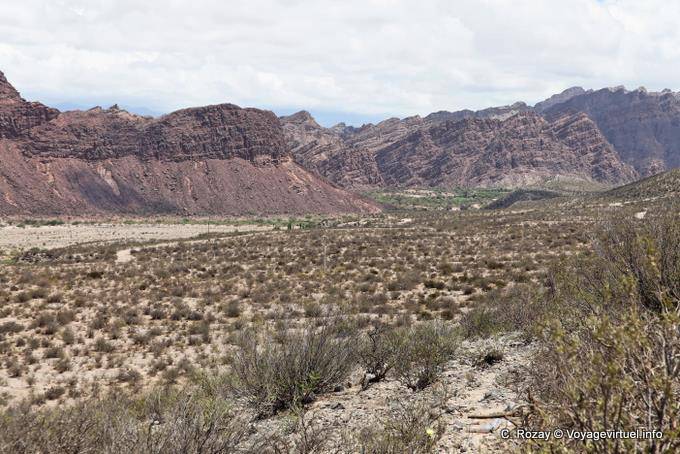 Landscape tortured Ruta 40, Hualfin - Argentina