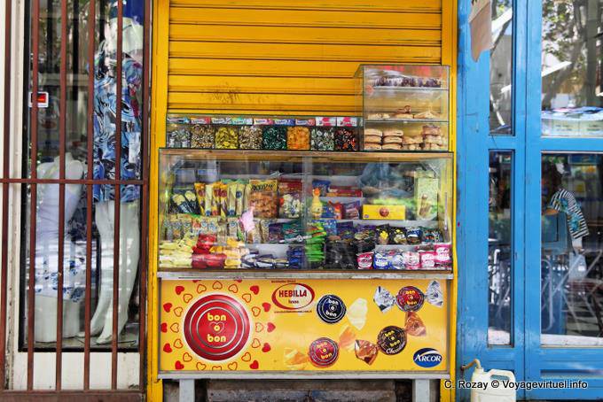 Stall at nap time, San Juan - Argentina