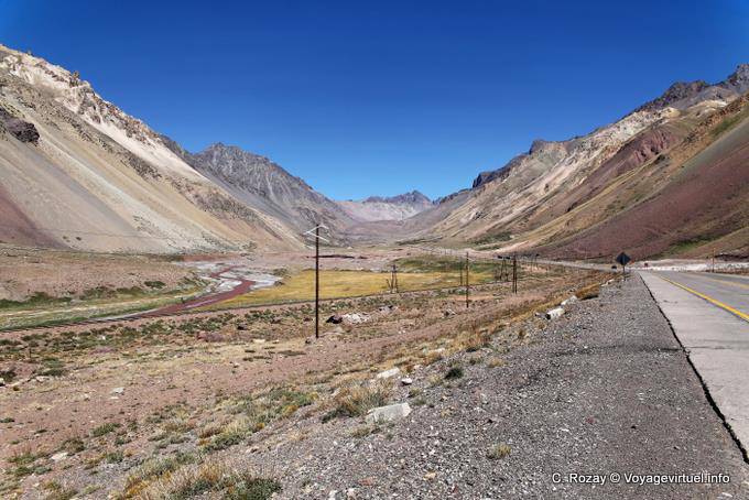 In the valley of the Rio Mendoza, Ruta 7 of Mendoza in Chile - Argentina