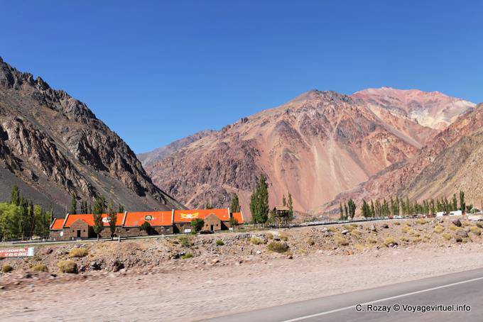 Barracks mountain Ruta 7, Punta de Vacas - Argentina