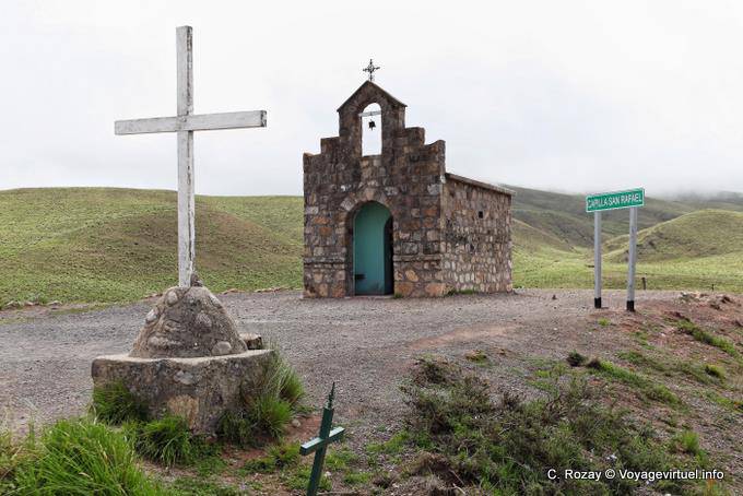 Piedra del Molino at 3457m ​​altitude, Capilla San Rafael - Argentina