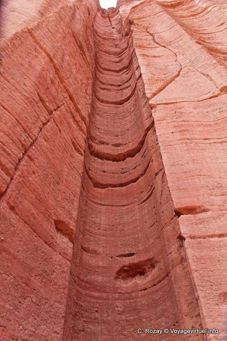 Fragile fireplace, Talampaya - Argentina