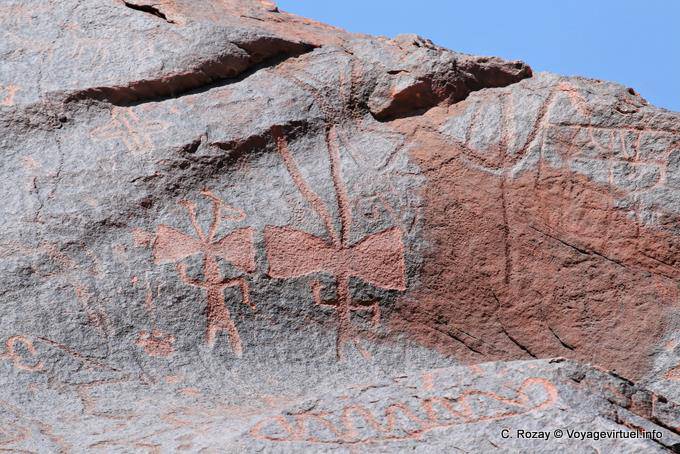 Dancers, traces of drawing on stone, petroglyphs, Talampaya - Argentina