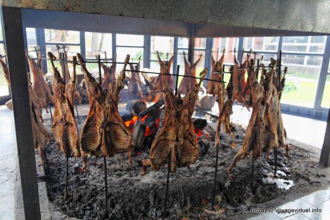 Oven for cooking traditional sheep, Ushuaia - Argentina
