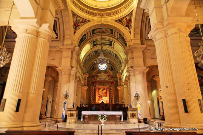 Altar of the Catedral de la Encarnación María-Tucuman, Tucuman - Argentina