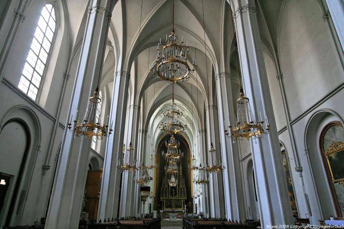 Augustiner Kirche, Innenansicht Gotischer Sakralbau - Vienna - Austria