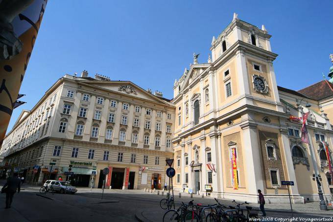 Freyung Platz, Schotten Kirche facade - Vienna - Austria