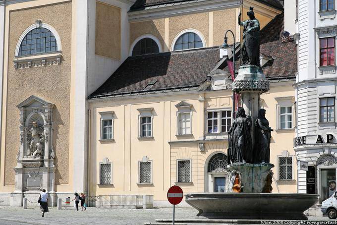 Freyung Platz, Schottenstift Monastery And Fountain - Vienna - Austria