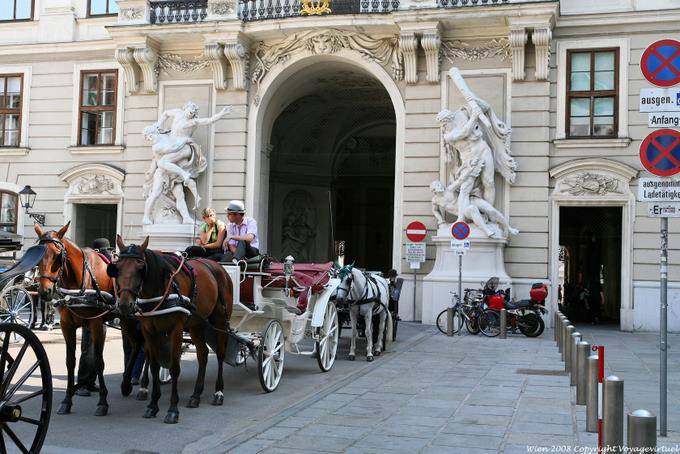 Hofburg Chat in the carriage - Vienna - Austria