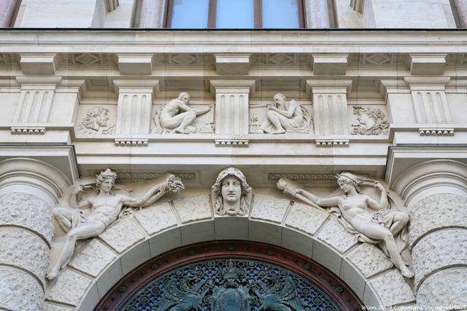 Naturhistoriches Museum, zoom on the pediment - Vienna - Austria