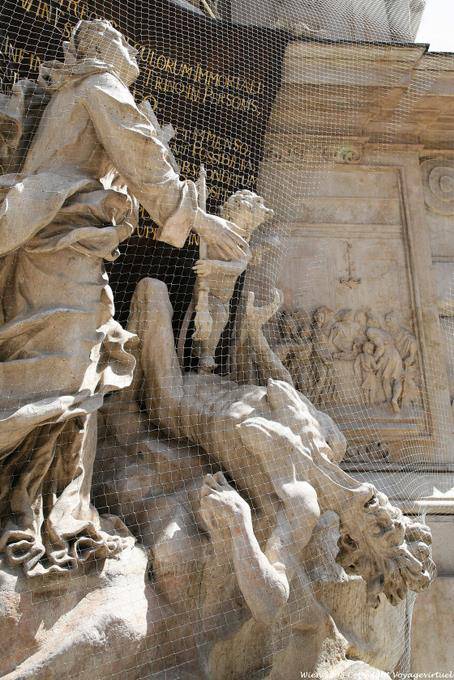 Pestssaüle, zoom on the defeated plague - Vienna - Austria