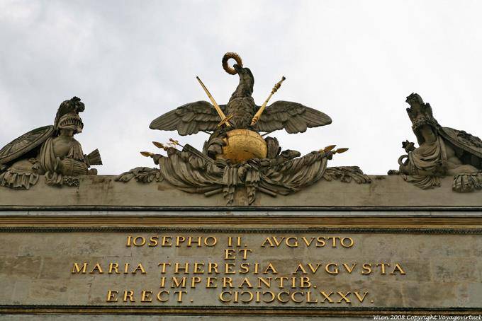 Gloriette Schönbrunn, Imperial Eagle on globe surrounded by trophies - Vienna - Austria