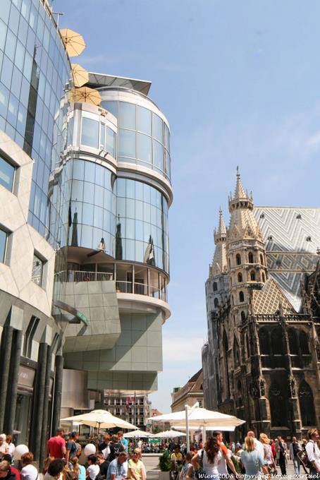 Stadt Graben Haas Haus contrast - Vienna - Austria