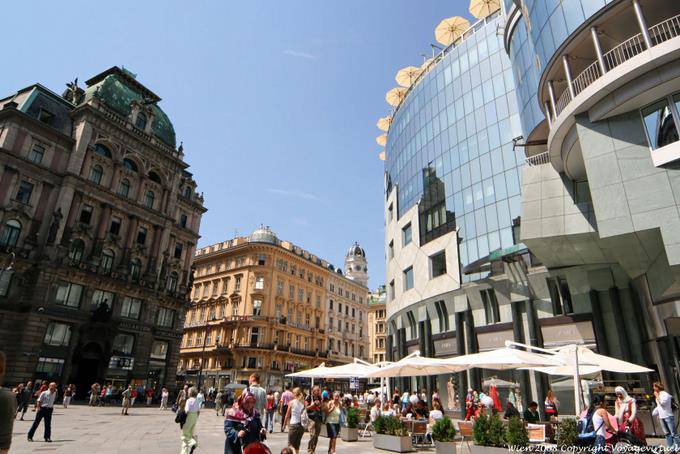 Graben, Stephansplatz and Haas Haus Palace - Vienna - Austria