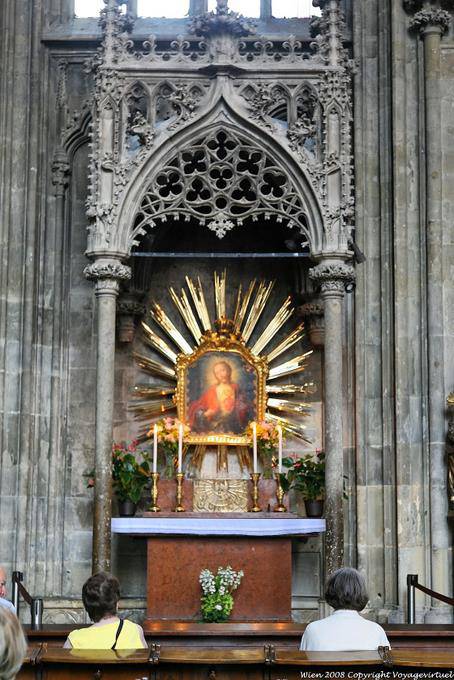 Stephansdom, der Herz Jesu Altar - Vienna - Austria