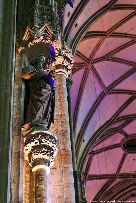 Stephansdom, St. in column - Vienna - Austria