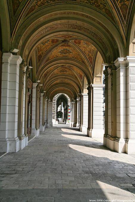 Wiener Rathaus, under the street side arcades - Vienna - Austria