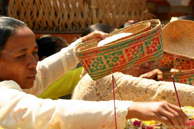 Bangli, party incense - Bali