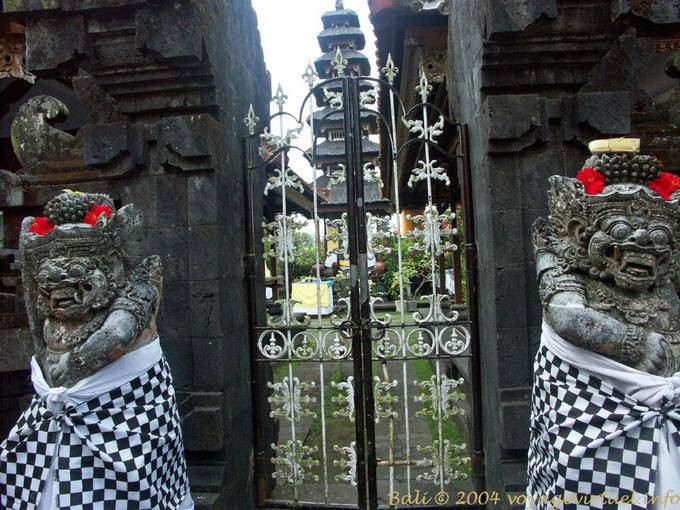 Iron door, Pura Besakih - Bali