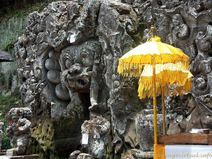 Entrance to the cellar of the elephant, Elephant Cave - Bali