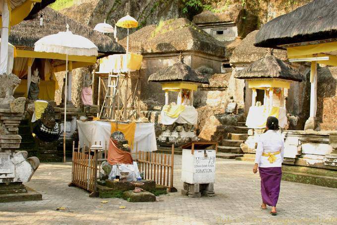 Pavillions of the second yard, Gunung Kawi - Bali