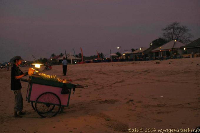 Night peddler, Jimbaran - Bali