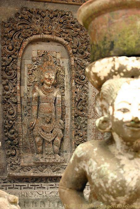 Stone lace, Kehen - Bali