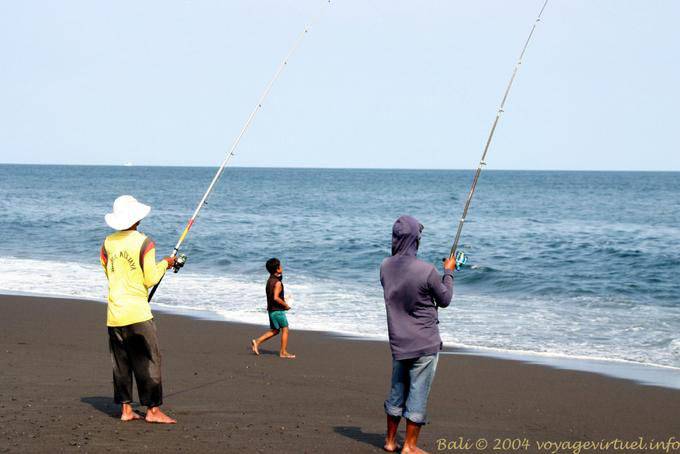 Fishing on the beach Kusamba - Bali