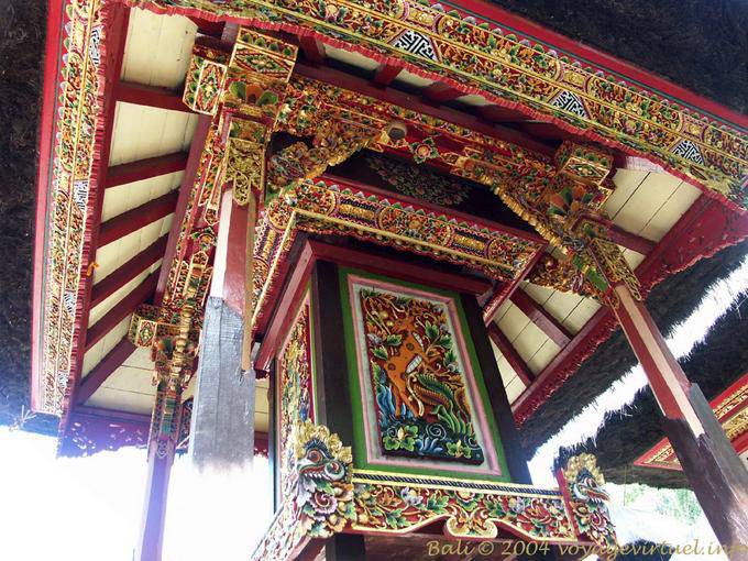 Sumptuous decoration, Gunung Kawi - Bali