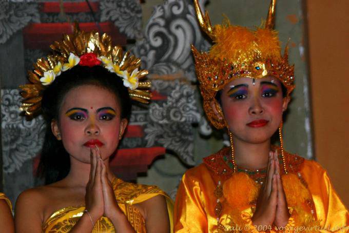 Thanks to the end of the dance, Nusa Dua - Bali