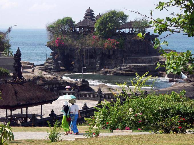 Close up view of the temple, Tanah Lot Bali 