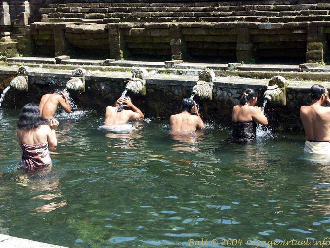 Fountain of Tirta Empul immortality - Bali