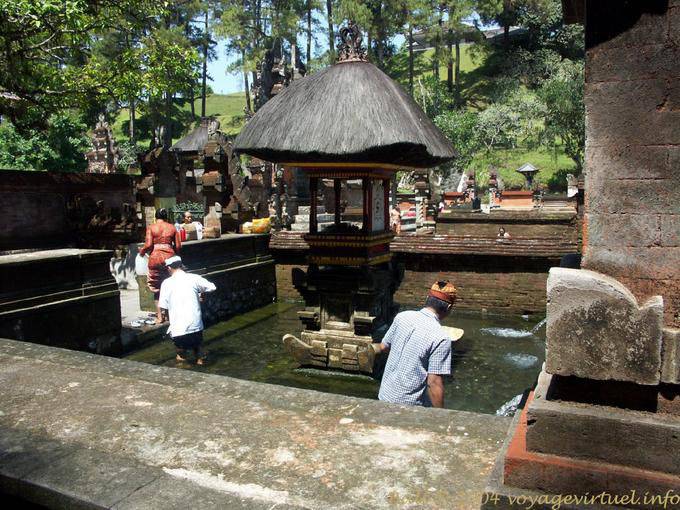 Pool of holy water, Tirta Empul - Bali