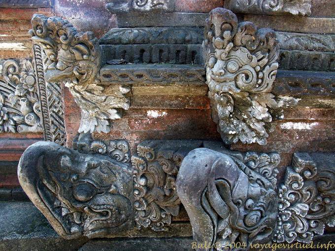 Carved detail temple Tirta Empul entrance - Bali