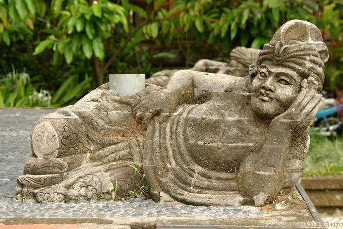 Reclining statue, Ubud - Bali